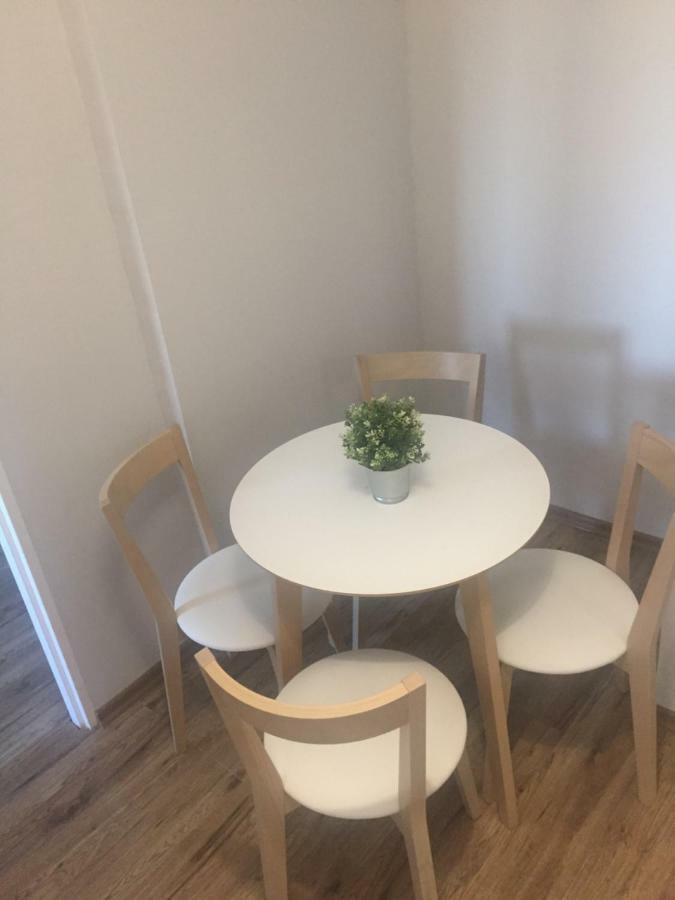 Business Center Leilighet Skierniewice Eksteriør bilde